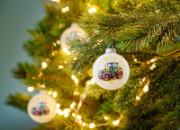 Claas Weihnachtskugel ARION 2024 gallery 2_2nd