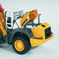 Bruder Liebherr Radlader L574 3