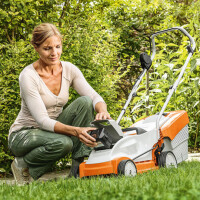 STIHL Akku-Rasenmäher RMA 235 Set - inkl. 2x Akku AK20 