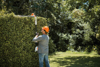 STIHL Akku-Heckenschneider HLA 56, mit AK 20 und Ladeger&aum