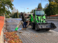 ForeSTeel Laubsaugwagen FT-1600 (mit Straßenzulassung)