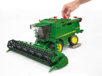 Bruder John Deere Mähdrescher T670i 5