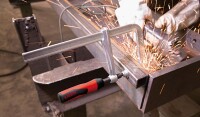Bessey Schraubzwinge Ganzstahl mit 2-Komponenten-Heft 160x80