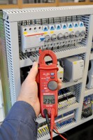 Benning Digital-Stromzangen-Multimeter CM 2-1 3