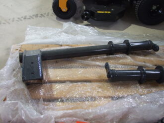 Spearhead Achse links für 460 Rotary Wing Cutter und 460 Multi-Cut