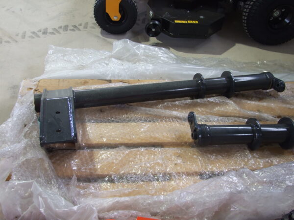 Spearhead Achse links für 460 Rotary Wing Cutter und 460 Multi-Cut